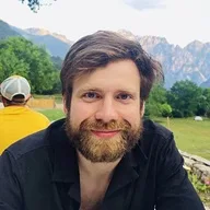 Pieter Beulque headshot